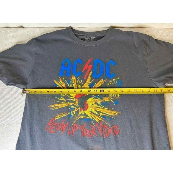 AC/DC - Blow Up Your Video Grey T-Shirt Lightly Distressed- Size Large - Picture 5 of 8
